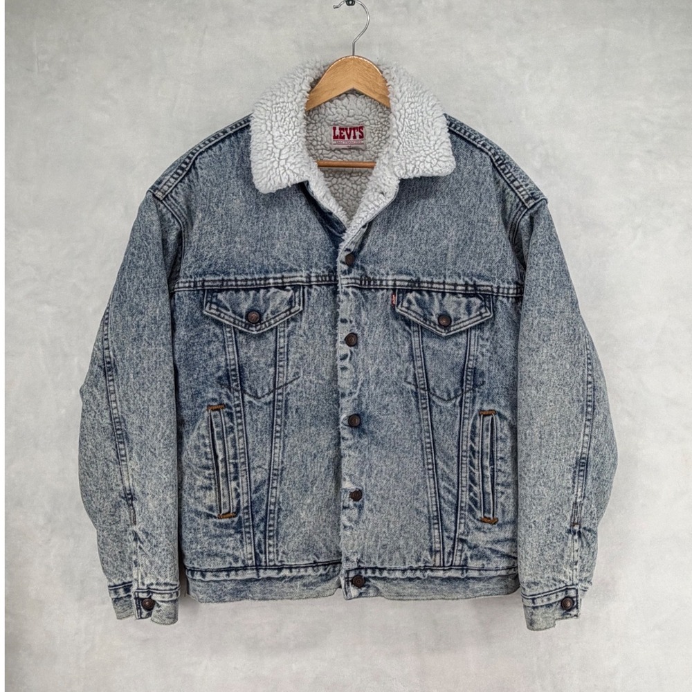 Vintage Levis Mens Acid Wash Sherpa Lined Denim Trucker Jacket Made in USA M